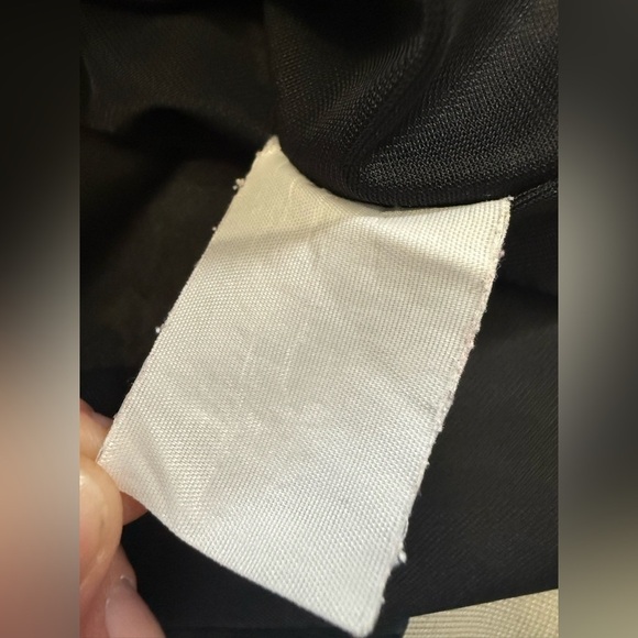 Columbia Men’s Beige Sleeveless Pull-Over Vest - Size XL (Small Flaw) - Picture 7 of 8